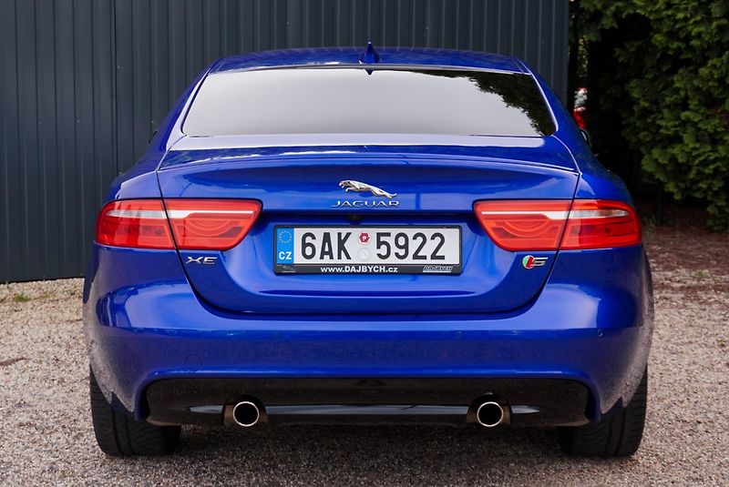 Jaguar XE S SUPERCHARGED DPH - fotka 30 z 33