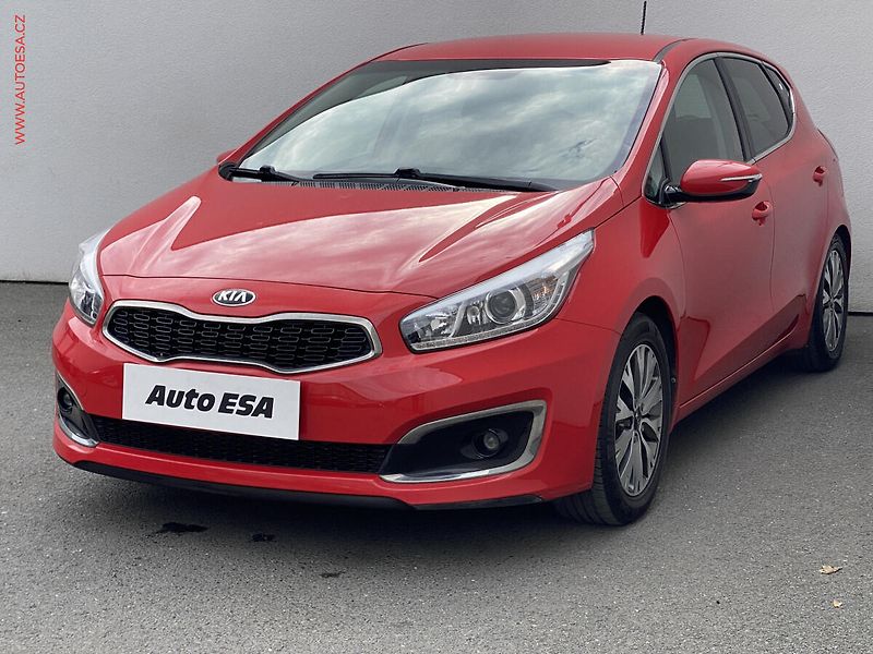Kia Ceed (2017) 1.6GDi, ČR, AC, kamera - fotka 3 z 19