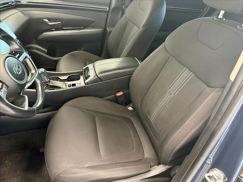 Hyundai Tucson 1,6 T-GDI SMART 4X4 - fotka 8 z 17