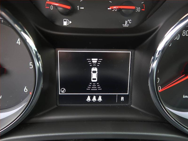 Opel Insignia (2021) 2.0 CDTI, Automat, ČR,1.maj - fotka 15 z 17