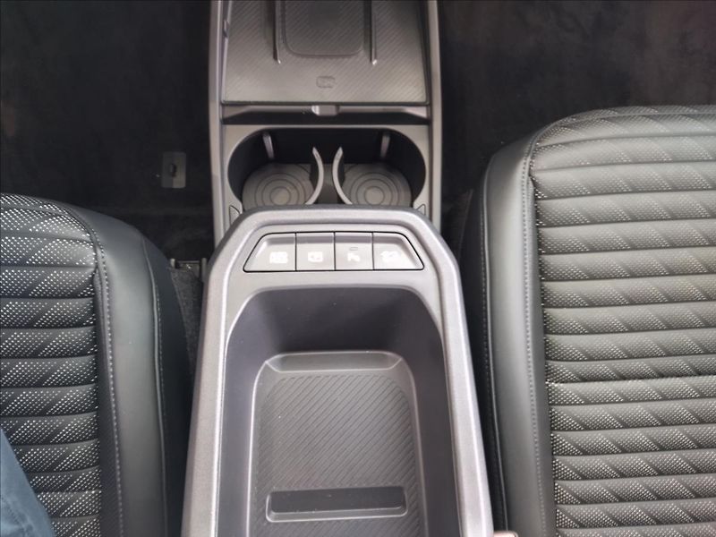 Kia EV4 (2025) 81,4 kWh GT-LINE - fotka 15 z 21