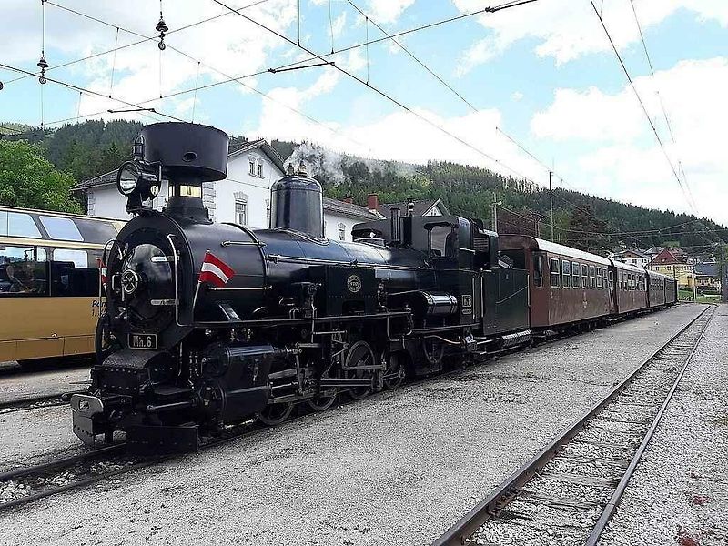 Trať vede i po dvacítce viaduktů.