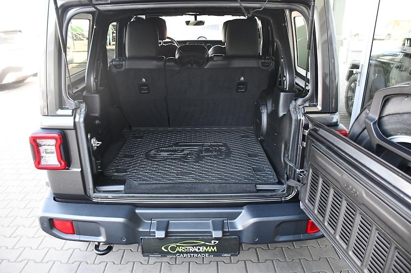 Jeep Wrangler 2.2CRD UNLIMITED REZERVACE - fotka 44 z 51