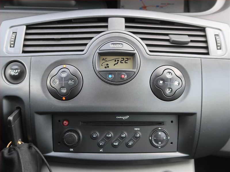 Renault Scénic (2007) 1.6 16V, po STK, Tažné - fotka 16 z 17