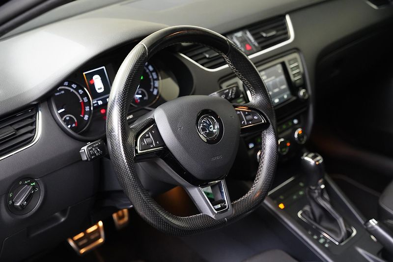 Škoda Octavia - fotka 14 z 27