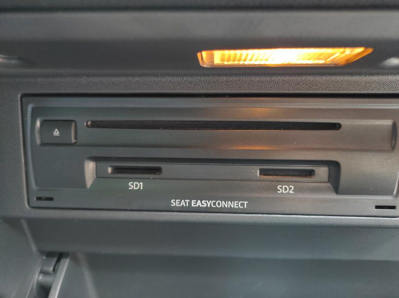 Seat Ateca 1.6CR 85kW, DSG, STYLE - fotka 35 z 52