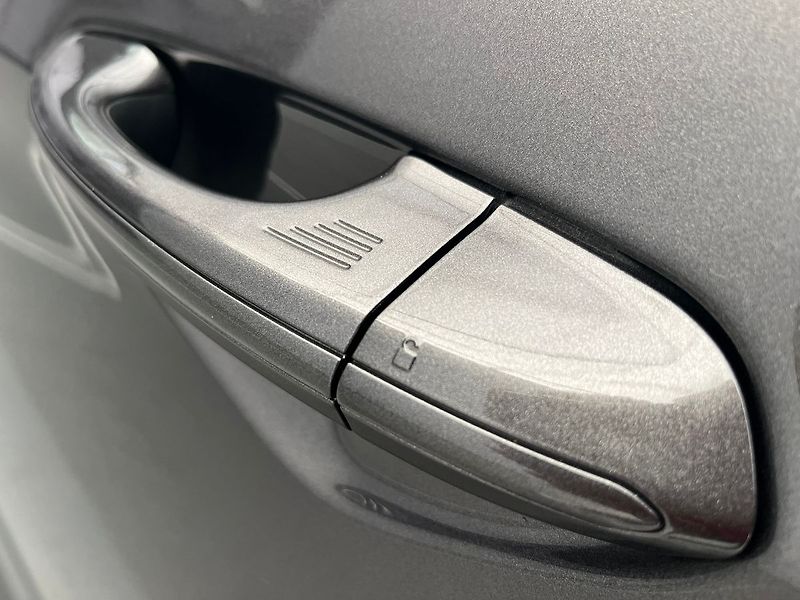 Ford Galaxy (2023) 2.5 HEV Titanium 7míst - fotka 48 z 69