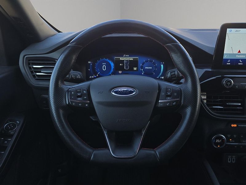Ford Kuga (2021) ST Line 1.5 Ecoboost 110kw, se - fotka 10 z 28