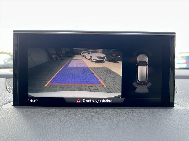 Audi Q7 3,0 TDi  MATRIX  VZDUCH  200kW - fotka 45 z 54