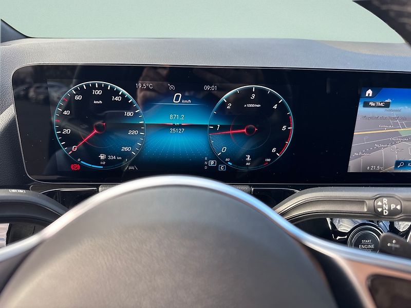 Mercedes-Benz GLA PROGRESSIVE 200d 4MATIC - fotka 10 z 21