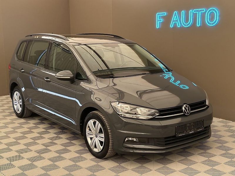 Volkswagen Touran (2021) 2.0 TDi Trendline Pano.  - fotka 1 z 25