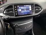 Peugeot 308 (2016) 1.2 e-THP, Serv.kniha, Navi - náhled 12
