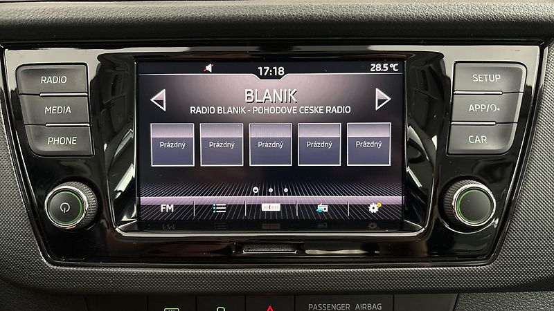 Škoda Fabia 1.0 TSI Ambition Combi - fotka 11 z 23