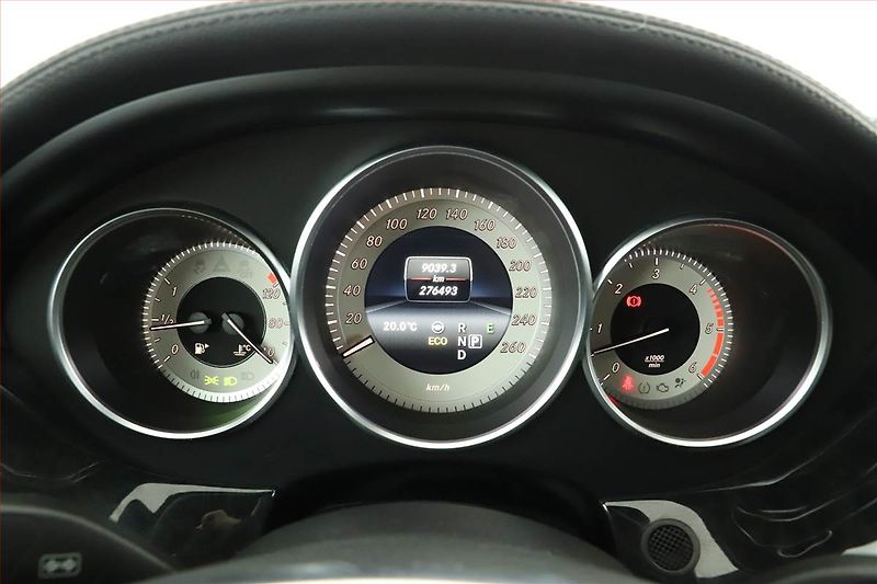 Mercedes-Benz CLS (2016) 350 d 4MATIC, 4X4, Automat - fotka 9 z 19