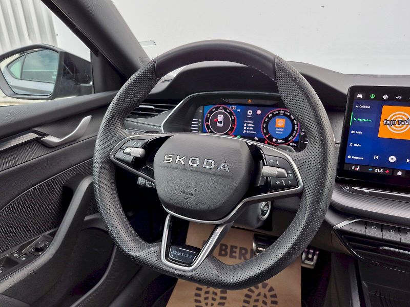 Škoda Octavia (2025) Sportline 1.5 TSI 110kW MHEV D - fotka 10 z 30