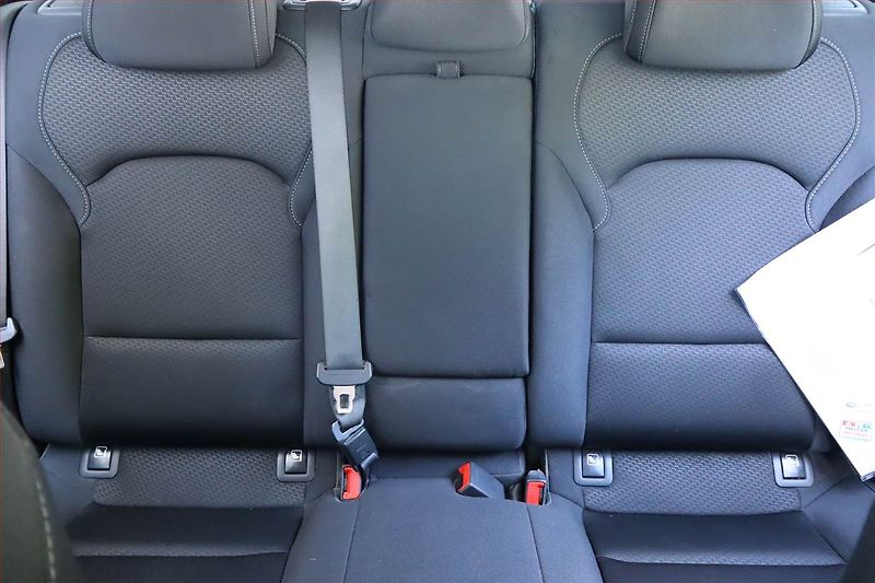 Hyundai i30 (2019) Family 1.4 T-GDI, Serv.kniha - fotka 10 z 22