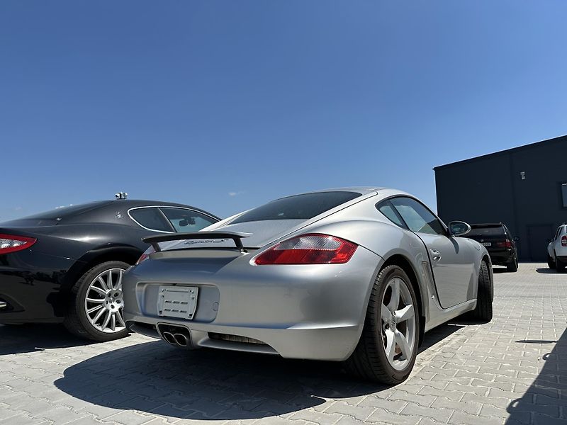 Porsche Cayman (2007) S, Tiptronic, 119 000km  - fotka 2 z 17
