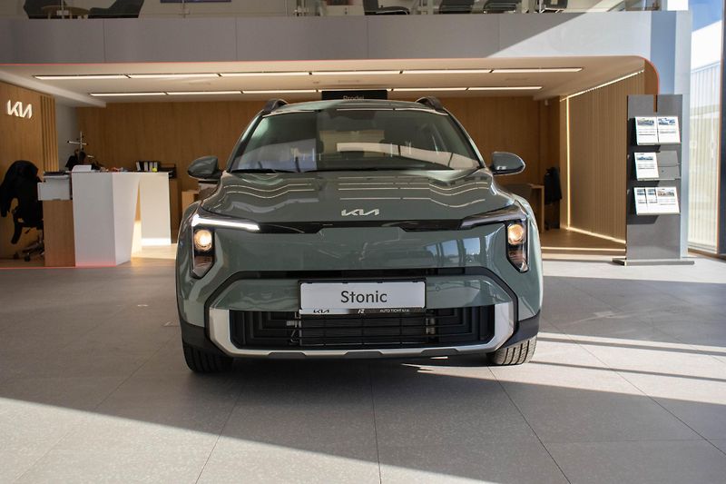 Kia Stonic SPIN 1,0 T-GDI 7DCT GPF  - fotka 2 z 14