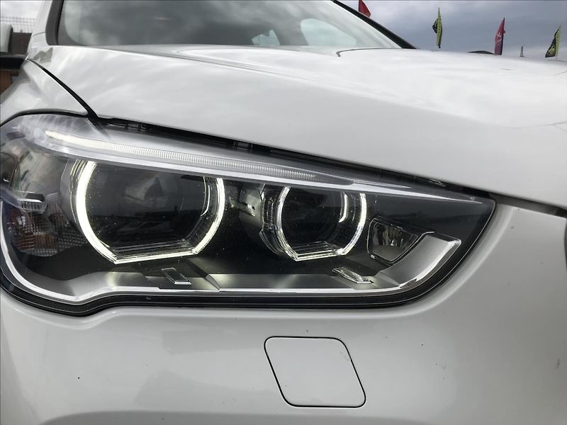 BMW X1 2,0   XDRIVE 4x4 - fotka 19 z 19