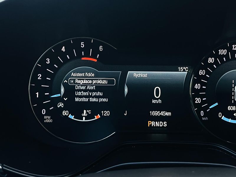 Ford Mondeo 2.0TDCi AUTOMAT SERVISKA TAŽNÉ - fotka 42 z 44