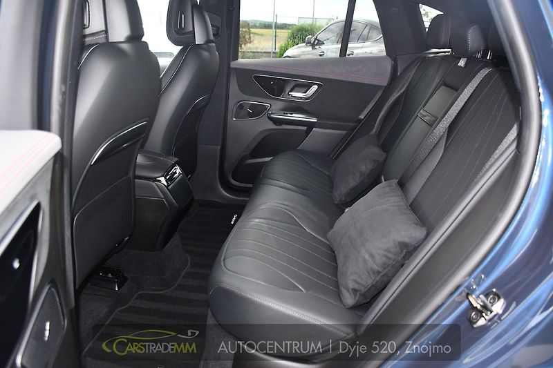 Mercedes-Benz EQE 500 4-MATIC AMG ZÁRUKA - fotka 13 z 56