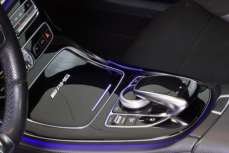 Mercedes-Benz Třídy E 63 AMG,4m,Klima.sed,ACC,Pano - fotka 23 z 43