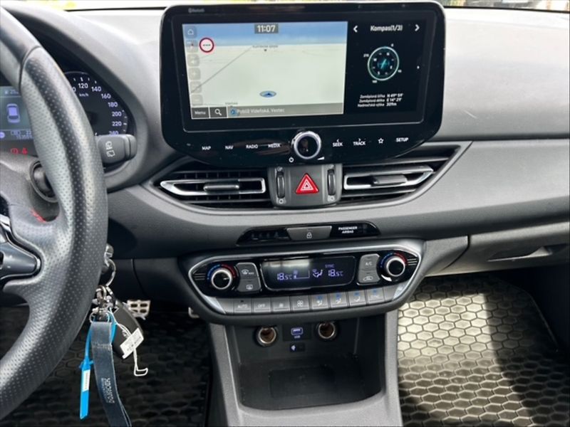 Hyundai i30 1,5 T-GDI N-line - fotka 10 z 11