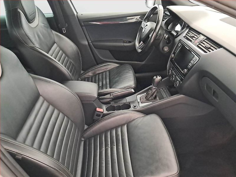 Škoda Octavia (2016) RS 2.0 TDI, Automat - fotka 9 z 19
