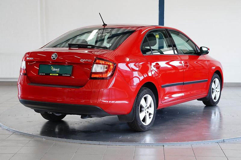 Škoda Rapid - fotka 2 z 23