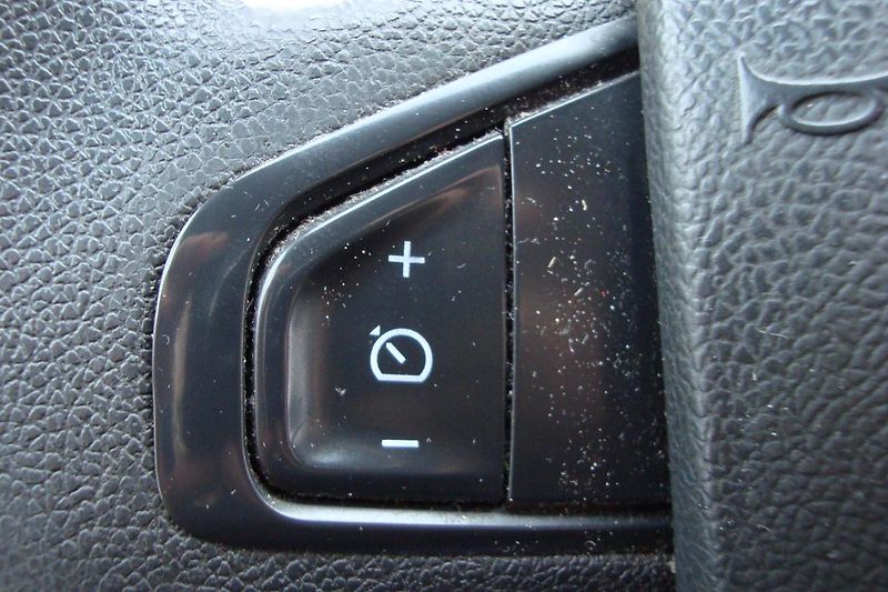 Renault Master (2017) 170 DCi,2.3 ccm,Twin Cab. - fotka 40 z 49