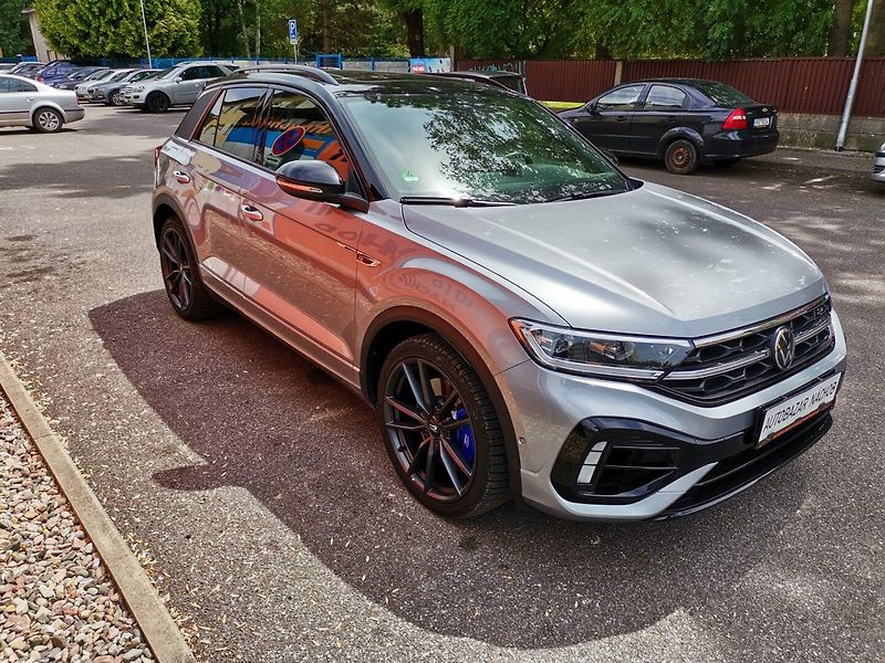 Volkswagen T-Roc (2025) 2.0TSi 221kw R DSG 4x4 - fotka 6 z 40