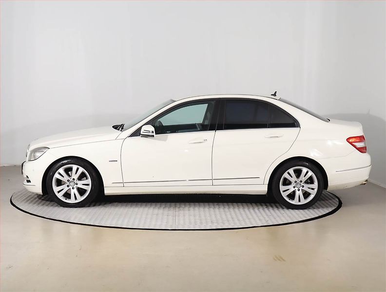 Mercedes-Benz Třídy C (2010) Avantgarde C 200 CDI, Automat - fotka 3 z 16
