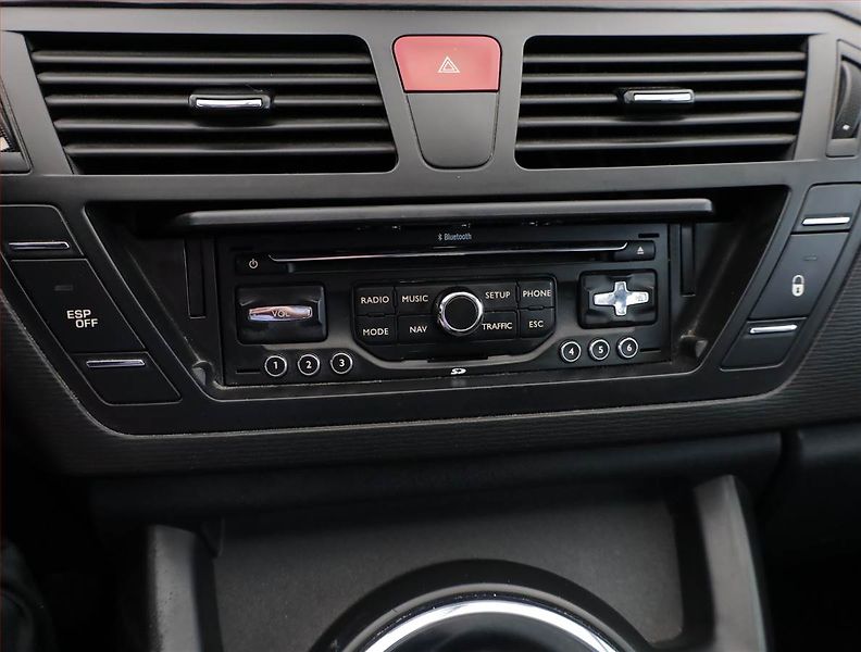 Citroën C4 Picasso (2012) 1.6 HDi, 7 míst, jezdí výborně - fotka 9 z 17