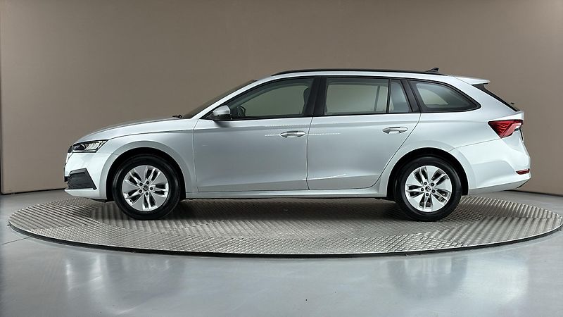 Škoda Octavia 2.0 TDI Ambition Combi - fotka 4 z 23