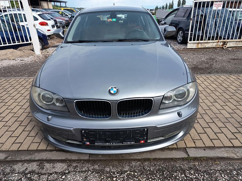 BMW Řada 1 (2010) 2.0i 105kw - fotka 4 z 46