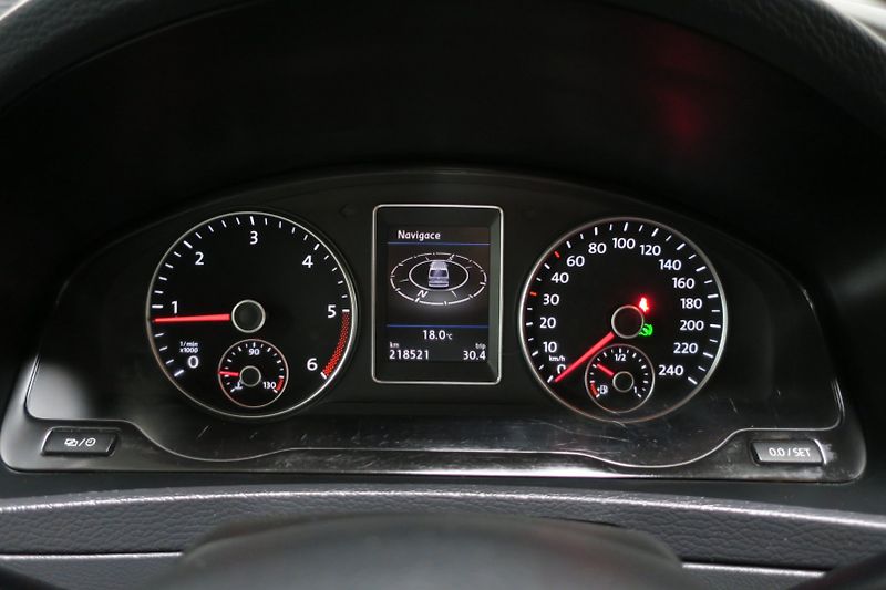 Volkswagen Multivan (2014) T5.1 Long Comfort 4Motion DSG - fotka 18 z 46