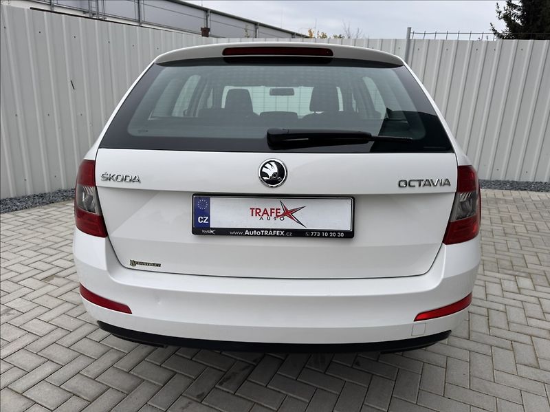 Škoda Octavia 1,6 TDI 81kW 2.maj. původ ČR - fotka 11 z 50