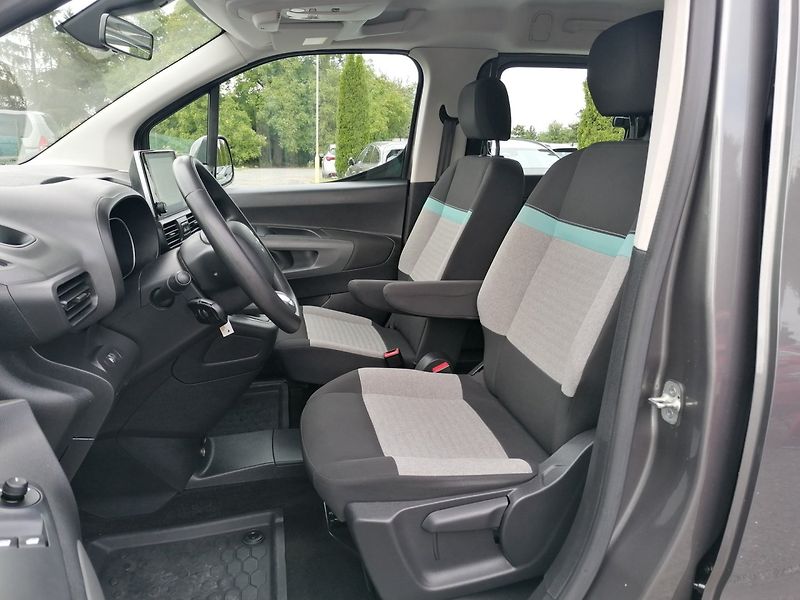 Citroën Berlingo (2021) XL 1.5 BlueHdi Shine Navi - fotka 9 z 32
