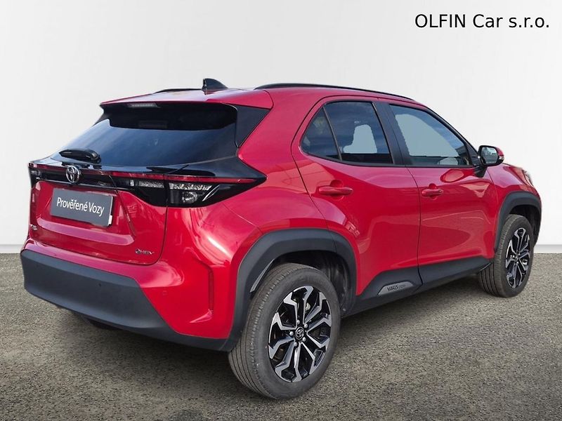 Toyota Yaris Cross 1.5HEV FWD Style 96kW - fotka 2 z 27