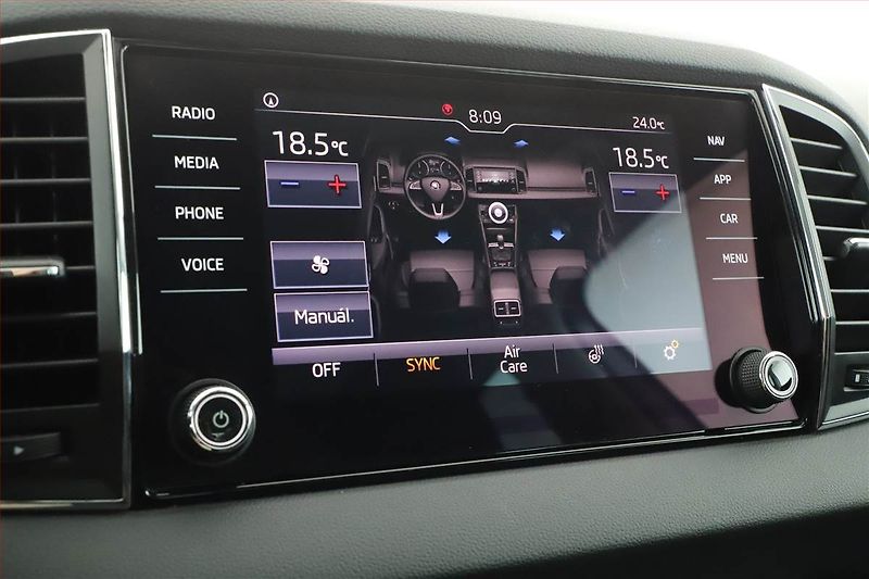 Škoda Karoq (2019) 2.0 TDI, 4X4, Automat, Navi - fotka 16 z 22