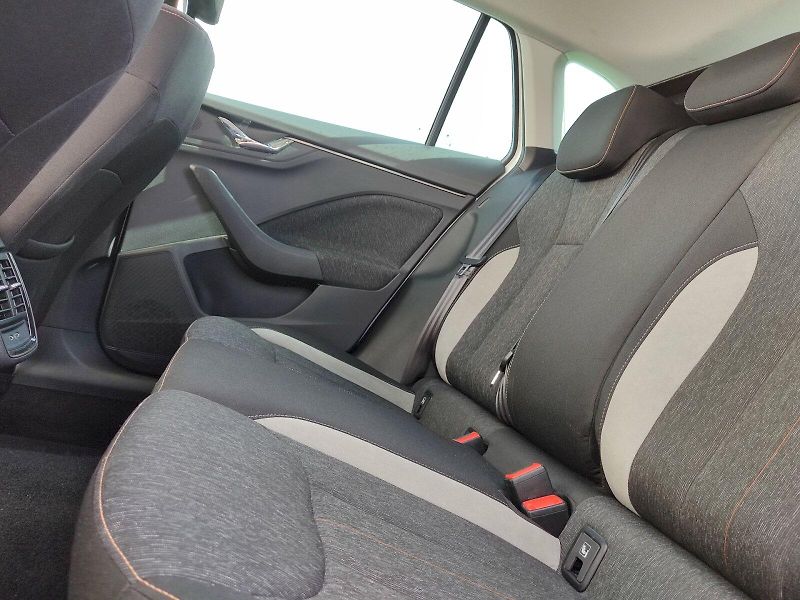 Škoda Scala (2020) Style 1,6 Tdi 85 Kw - fotka 24 z 34