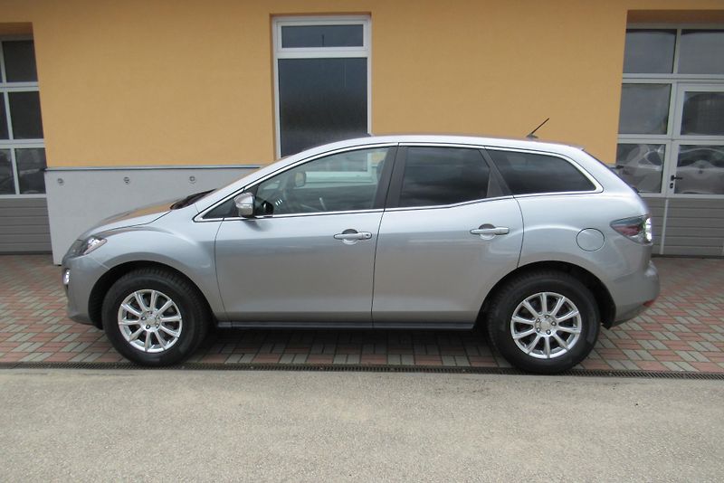Mazda CX-7 2.2 CD 4WD AUT. KLIMA TAŽNÉ - fotka 6 z 21