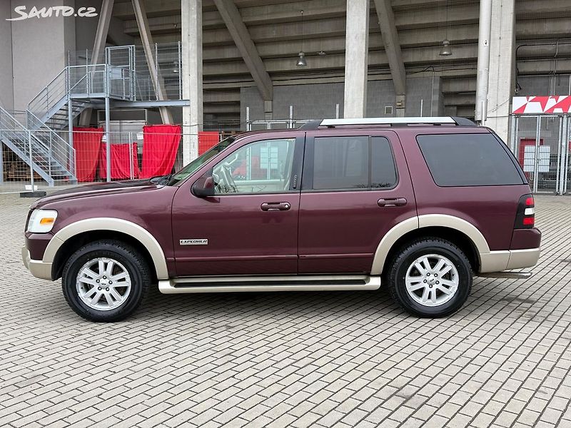 Ford Explorer (2006) 4.0 V6i+LPG, 152kw 4x4 7míst - fotka 2 z 23