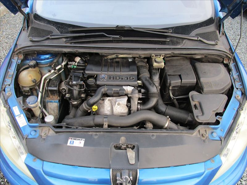 Peugeot 307 1.6HDi  aut. Klima - fotka 34 z 37