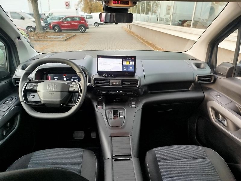 Fiat Qubo L (2026) 1,5 HDI Maxi 130k AT8 7 míst - fotka 6 z 10