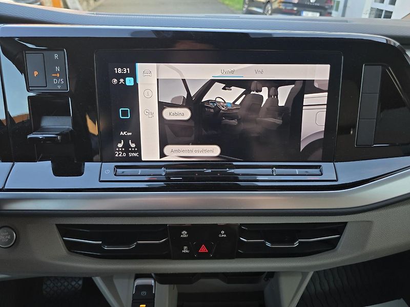 Volkswagen Multivan T7 150kW LIFE LONG DSG WEBASTO - fotka 24 z 49