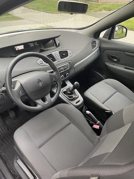 Renault Scénic (2012) Megane Scénic - fotka 8 z 12