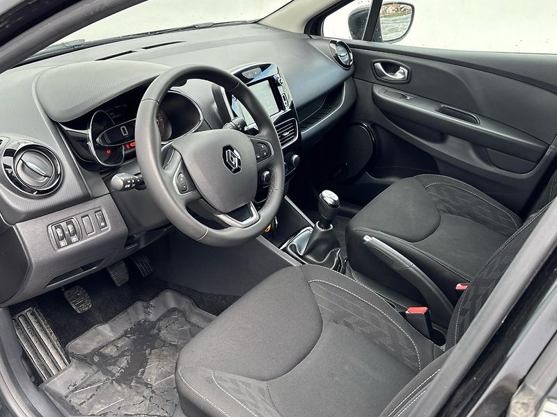 Renault Clio Limited,ČR - fotka 6 z 24