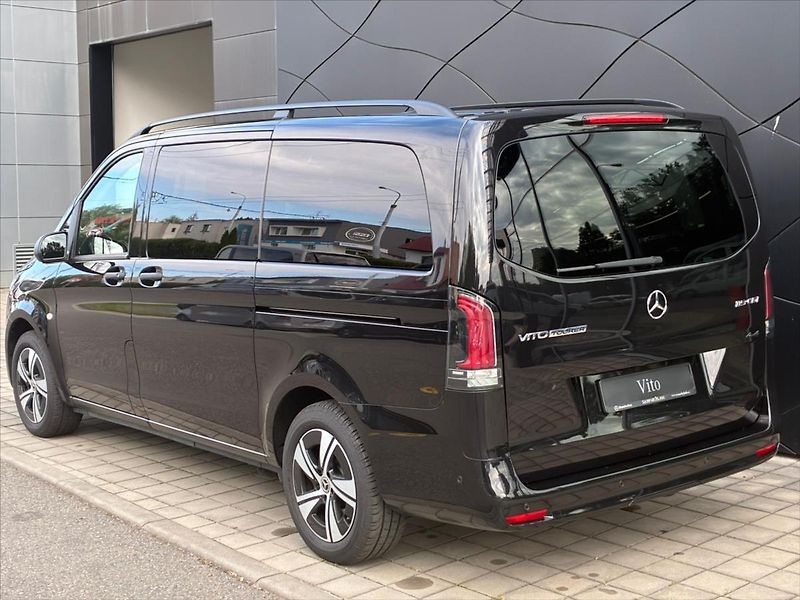 Mercedes-Benz Vito 2,0 119 CDI / Tourer Select / - fotka 3 z 20