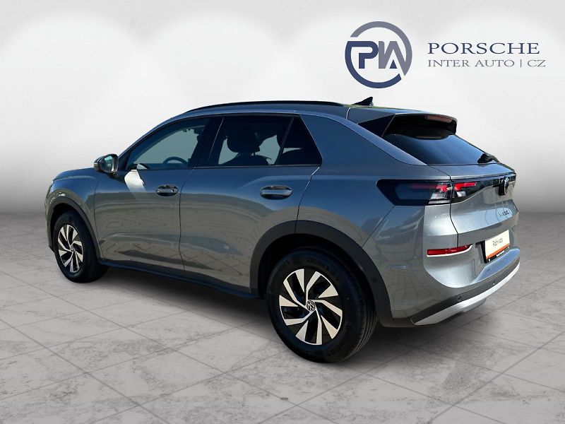 Volkswagen T-Roc (2026) Life 1,5 eTSI 85 kW 7DSG - fotka 4 z 24